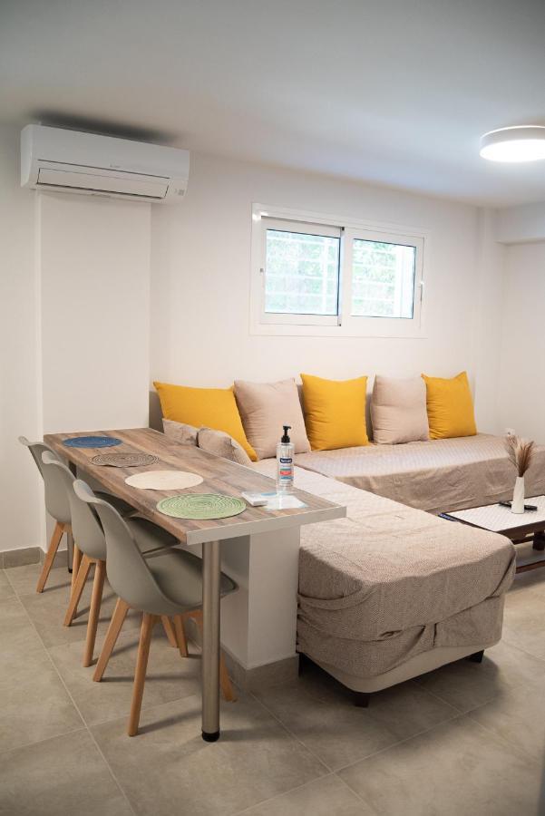 Naiads Nest - The Garden Gem Apartment Varkiza Exterior foto