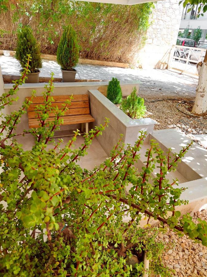 Naiads Nest - The Garden Gem Apartment Varkiza Exterior foto